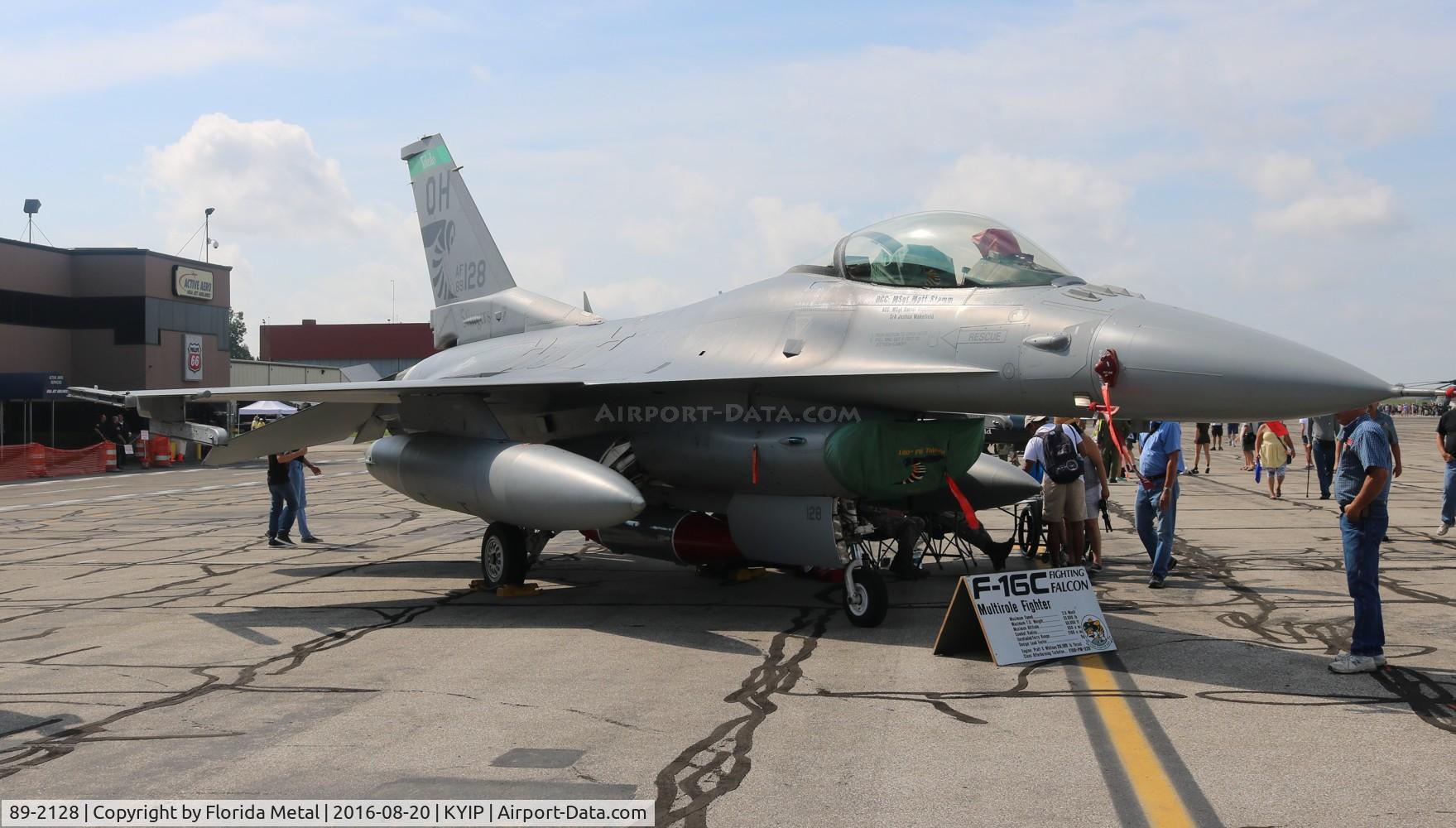 89-2128, 1989 General Dynamics F-16CM Fighting Falcon C/N 1C-281, Thunder Over Michigan 2016