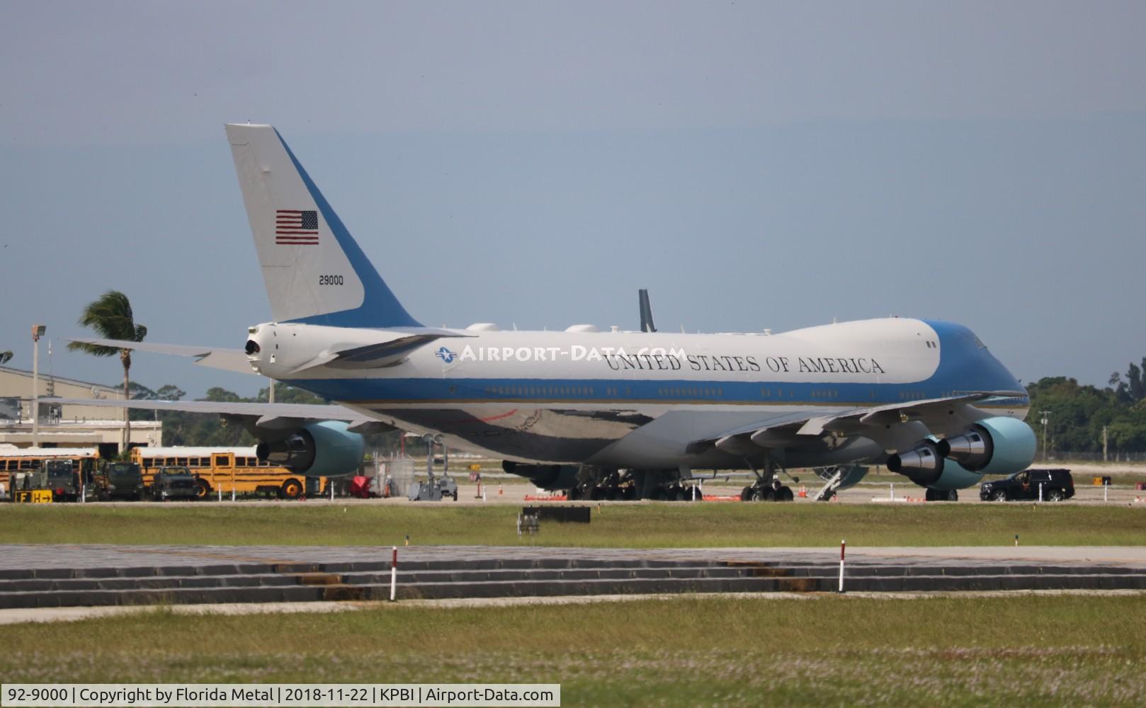 92-9000, 1987 Boeing VC-25A (747-2G4B) C/N 23825, Air Force One