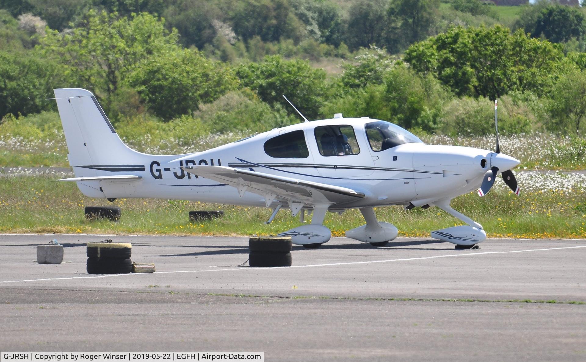 G-JRSH, 2014 Cirrus SR22T C/N 0725, Visiting SR-22.