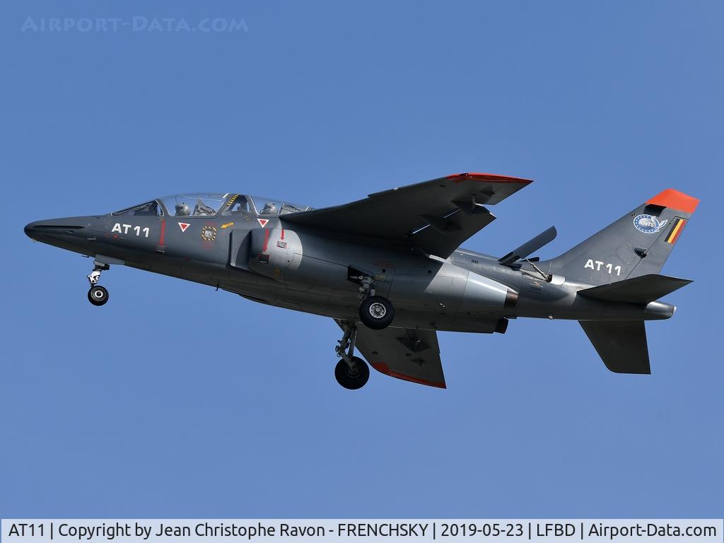 AT11, Dassault-Dornier Alpha Jet 1B C/N B11/1032, Belgian Air Force landing runway 23