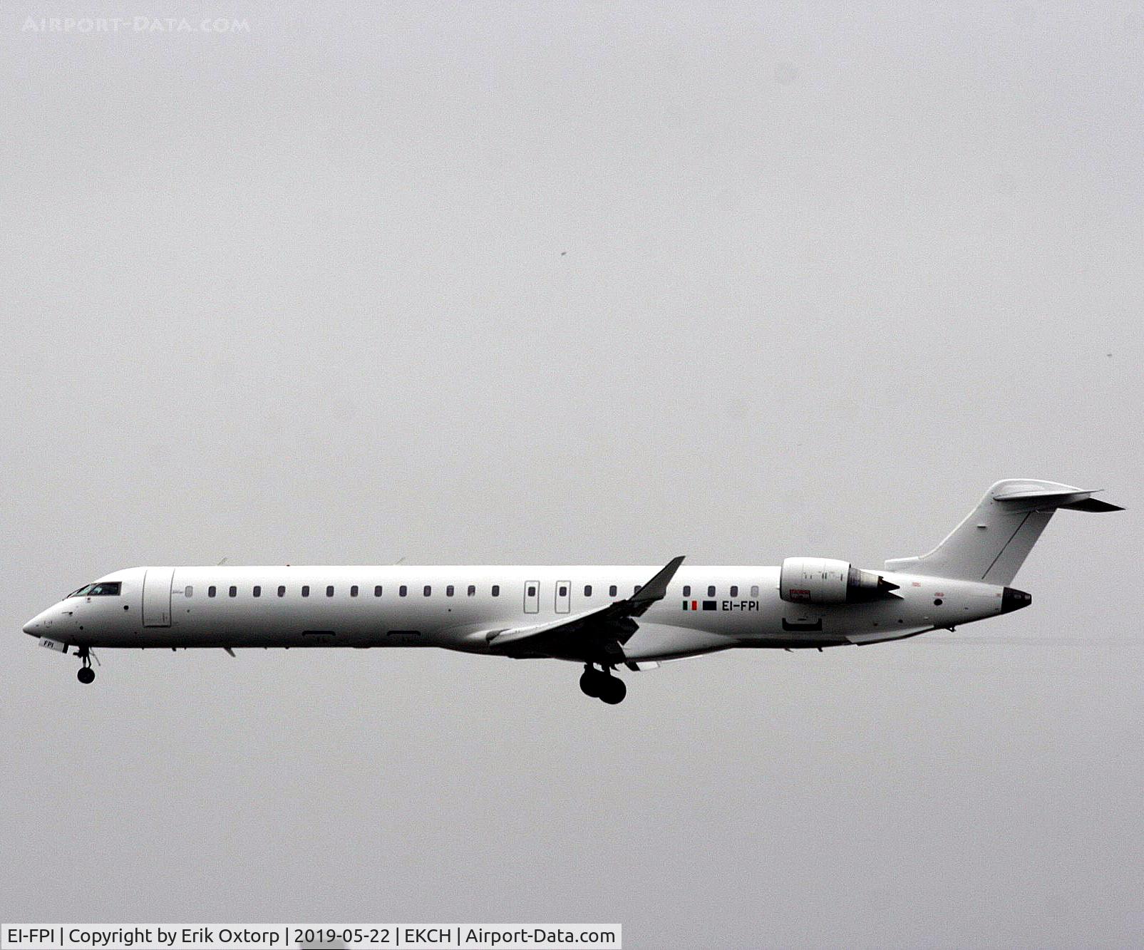 EI-FPI, 2016 Bombardier CRJ-900LR (CL-600-2D24) C/N 15425, FI-FPI now all White. Landing rw 22L
