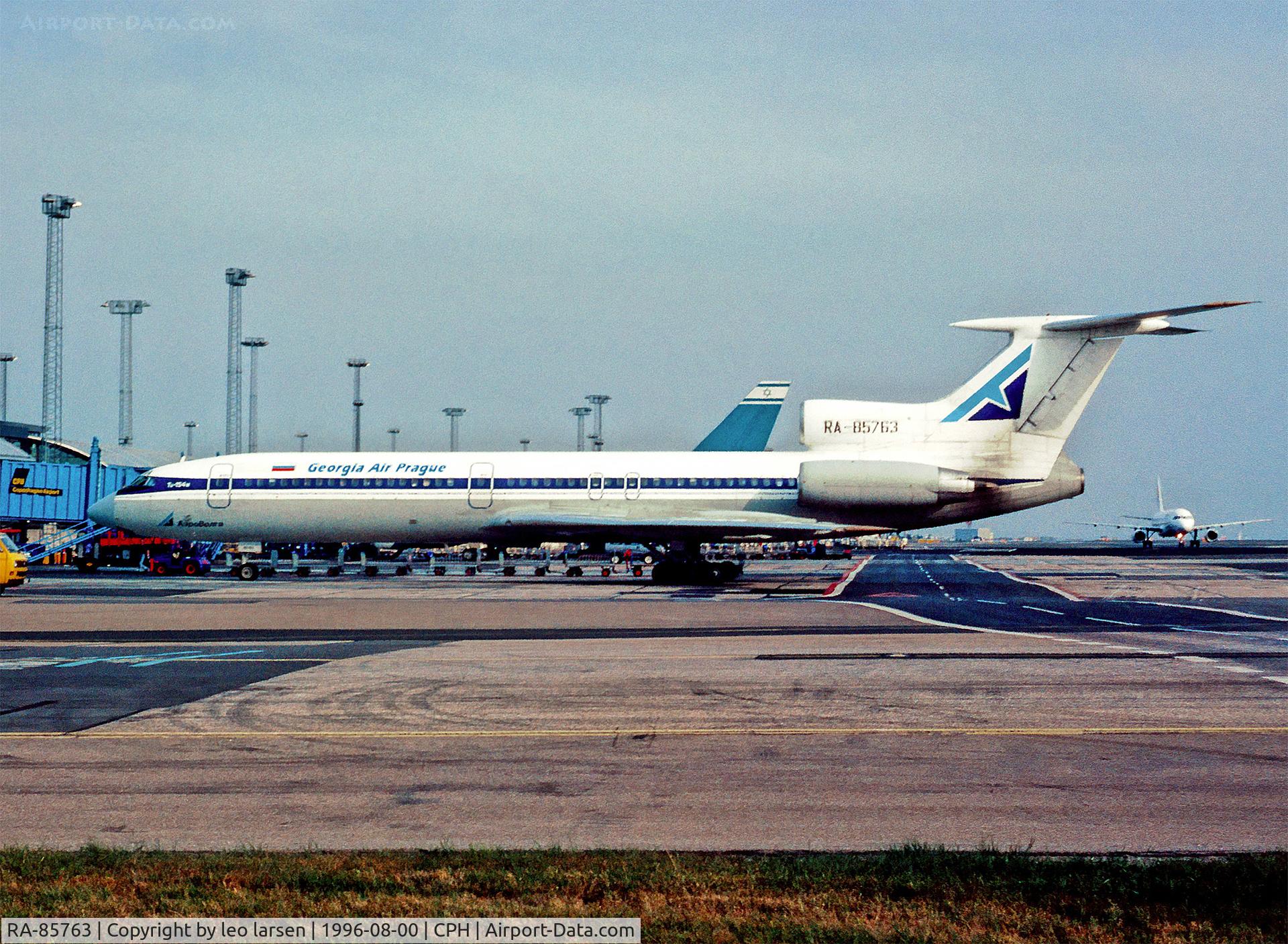 RA-85763, 1993 Tupolev Tu-154M C/N 93A946, Copenhagen 08.1996