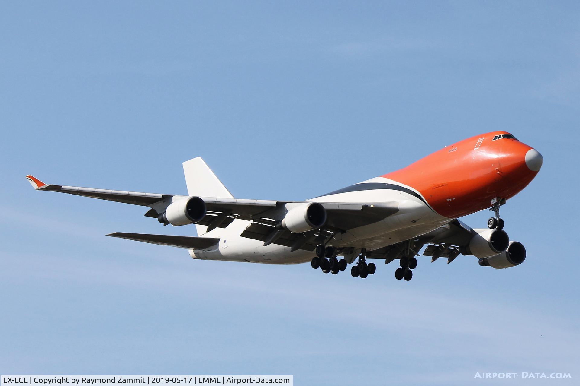 LX-LCL, 2007 Boeing 747-4HAERF C/N 35234, B747-400 LX-LCL Cargolux seen here landing in Malta looking for his paint job.