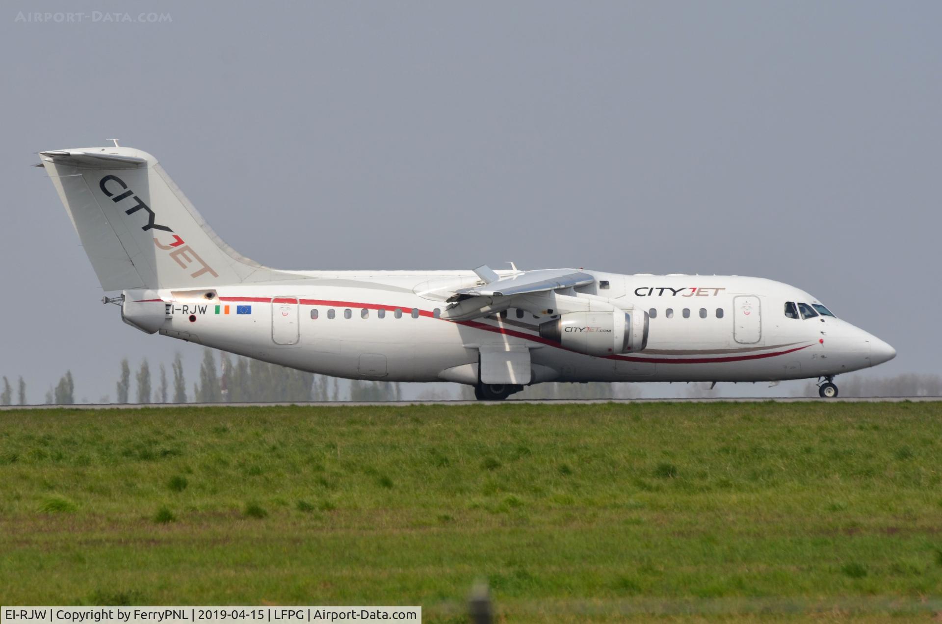 EI-RJW, 2000 British Aerospace Avro 146-RJ85A C/N E2371, Landing of Cityjet BAe146