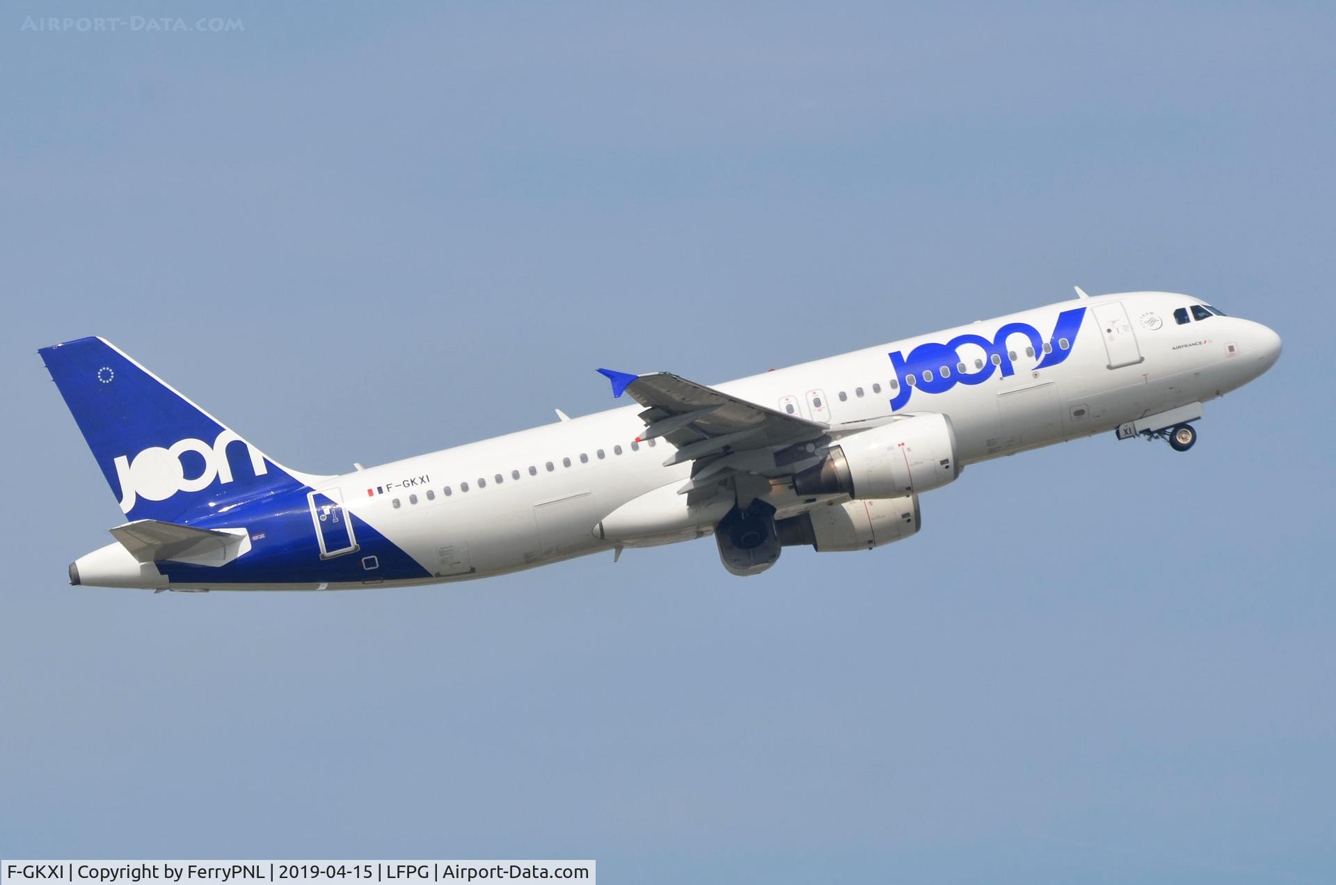 F-GKXI, 2003 Airbus A320-214 C/N 1949, Joon A320 taking-off.