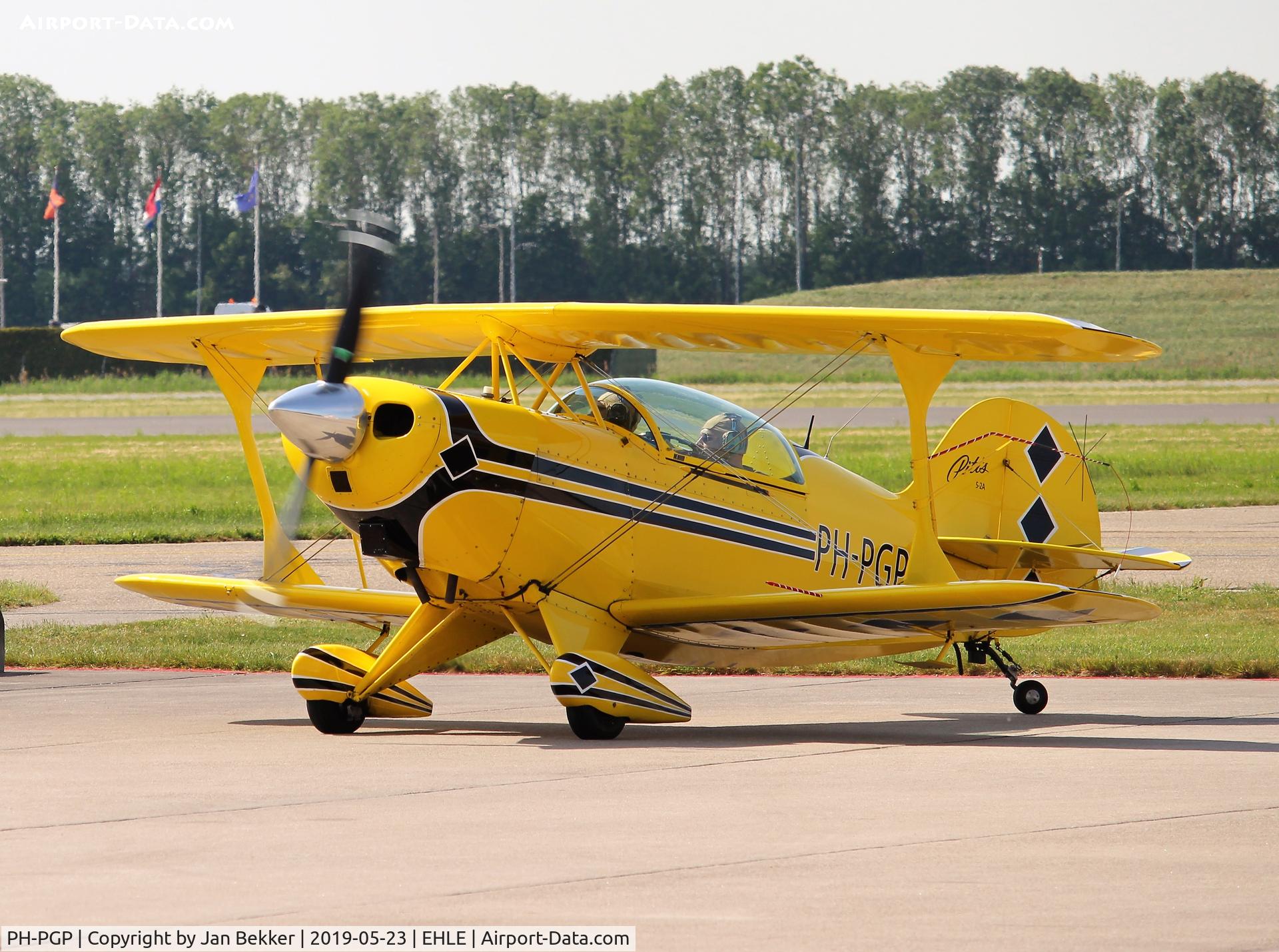 PH-PGP, Pitts S-2A Special C/N 2186, Lelystad Airport
