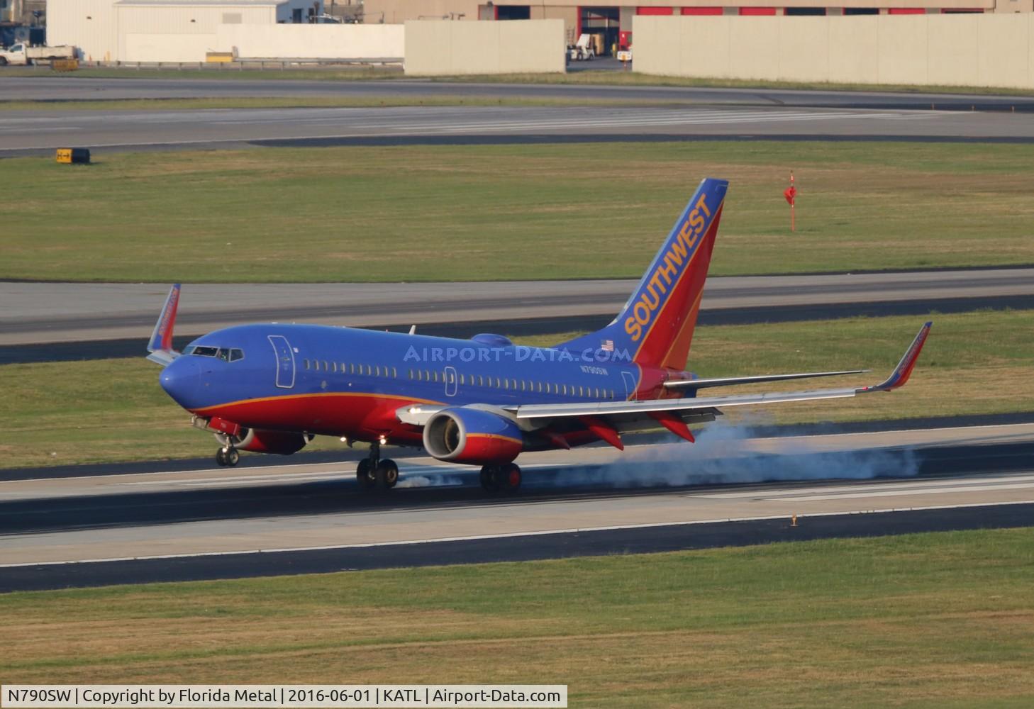 N790SW, 2000 Boeing 737-7H4 C/N 30604, Southwest