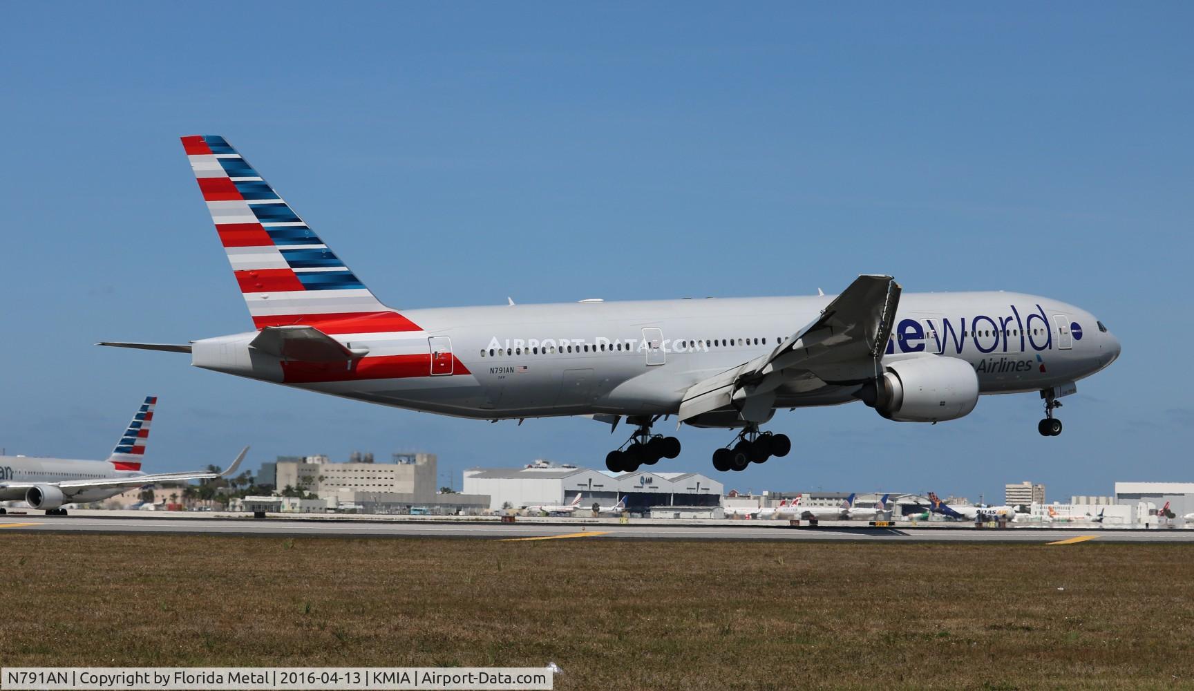N791AN, 2000 Boeing 777-223/ER C/N 30254, American