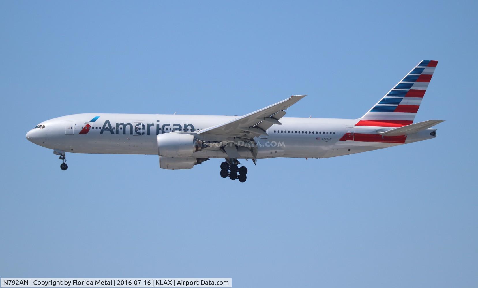 N792AN, 2000 Boeing 777-223 C/N 30253, American