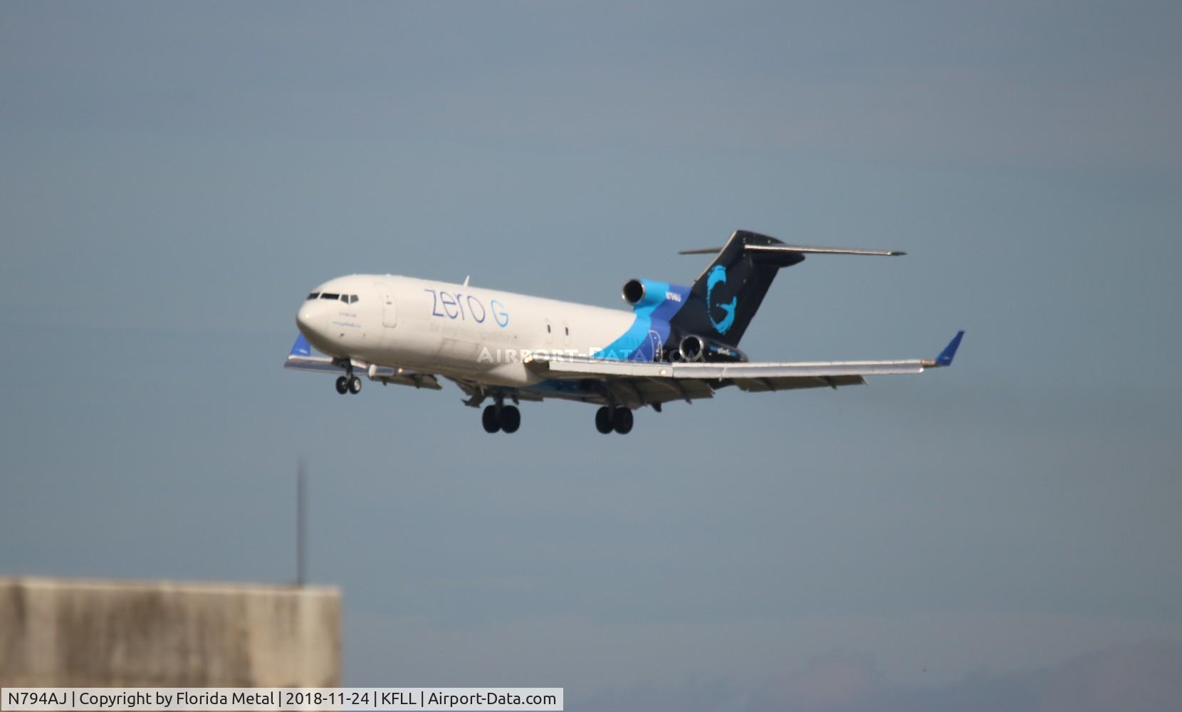 N794AJ, 1976 Boeing 727-227 C/N 21243, Zero G