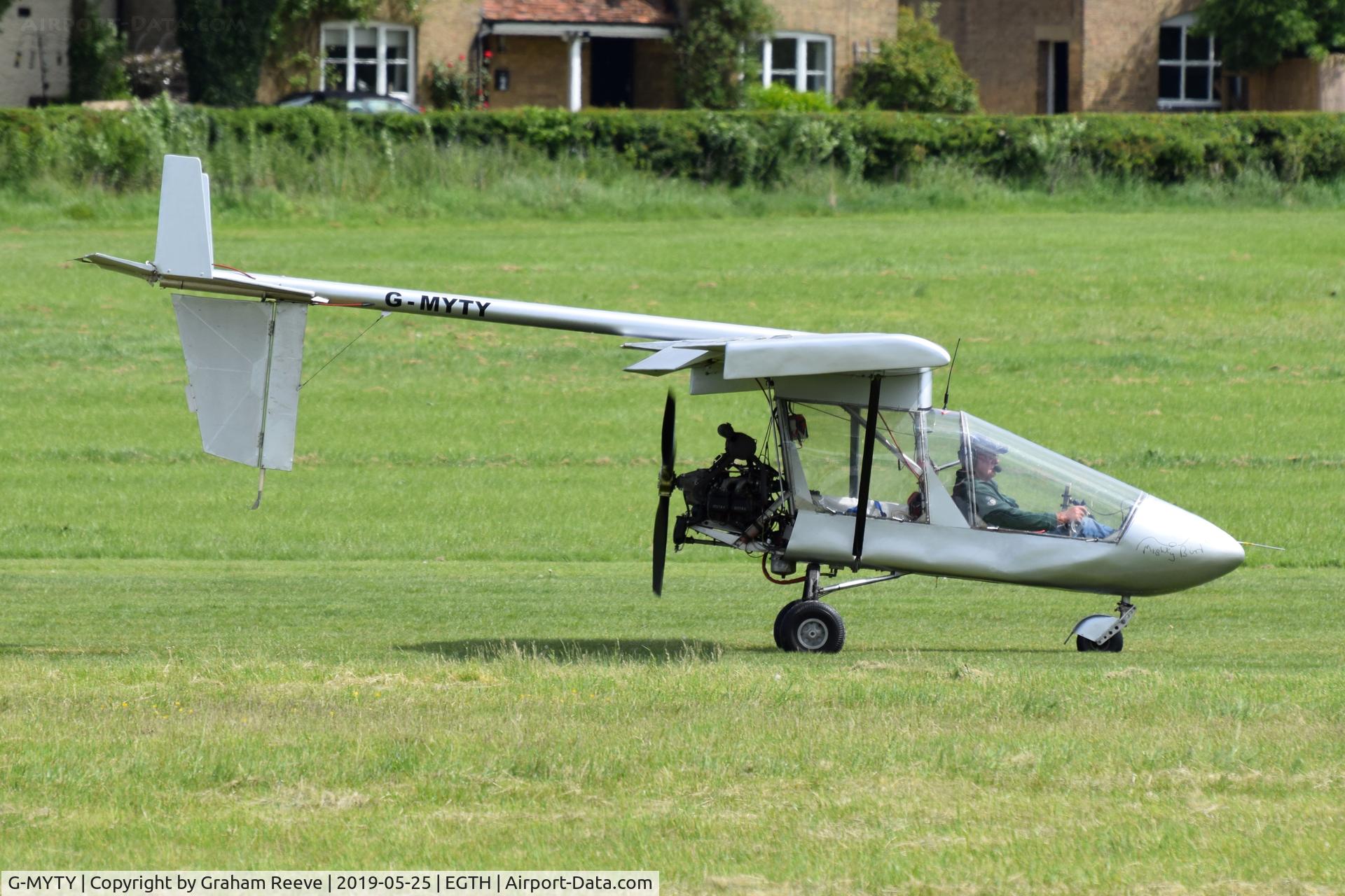 G-MYTY, 1994 CFM Streak Shadow Series M C/N PFA 206-12607, Just landed at Old Warden.