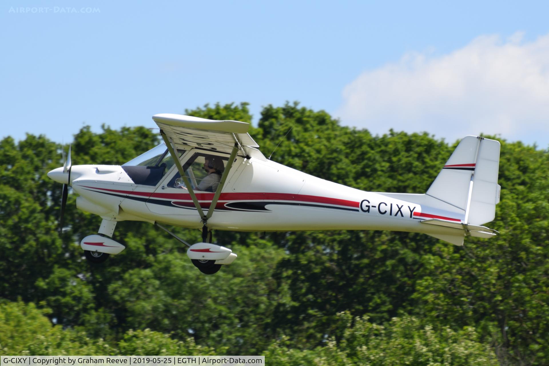 G-CIXY, 2016 Comco Ikarus C42 FB80 C/N 1601-7435, Departing from Old Warden.