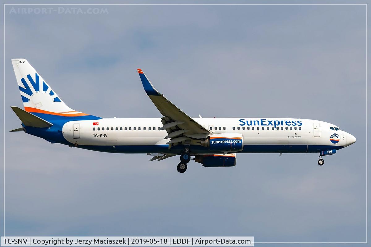 TC-SNV, 1998 Boeing 737-86J C/N 28072, Boeing 737-86J,