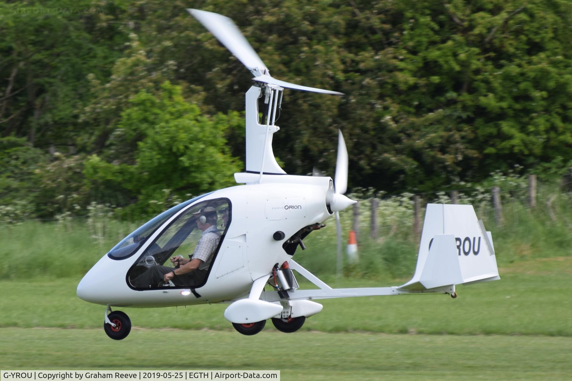 G-YROU, 2017 Magni Gyro M-24C Orion C/N 24-17-1064, Landing at Old Warden.