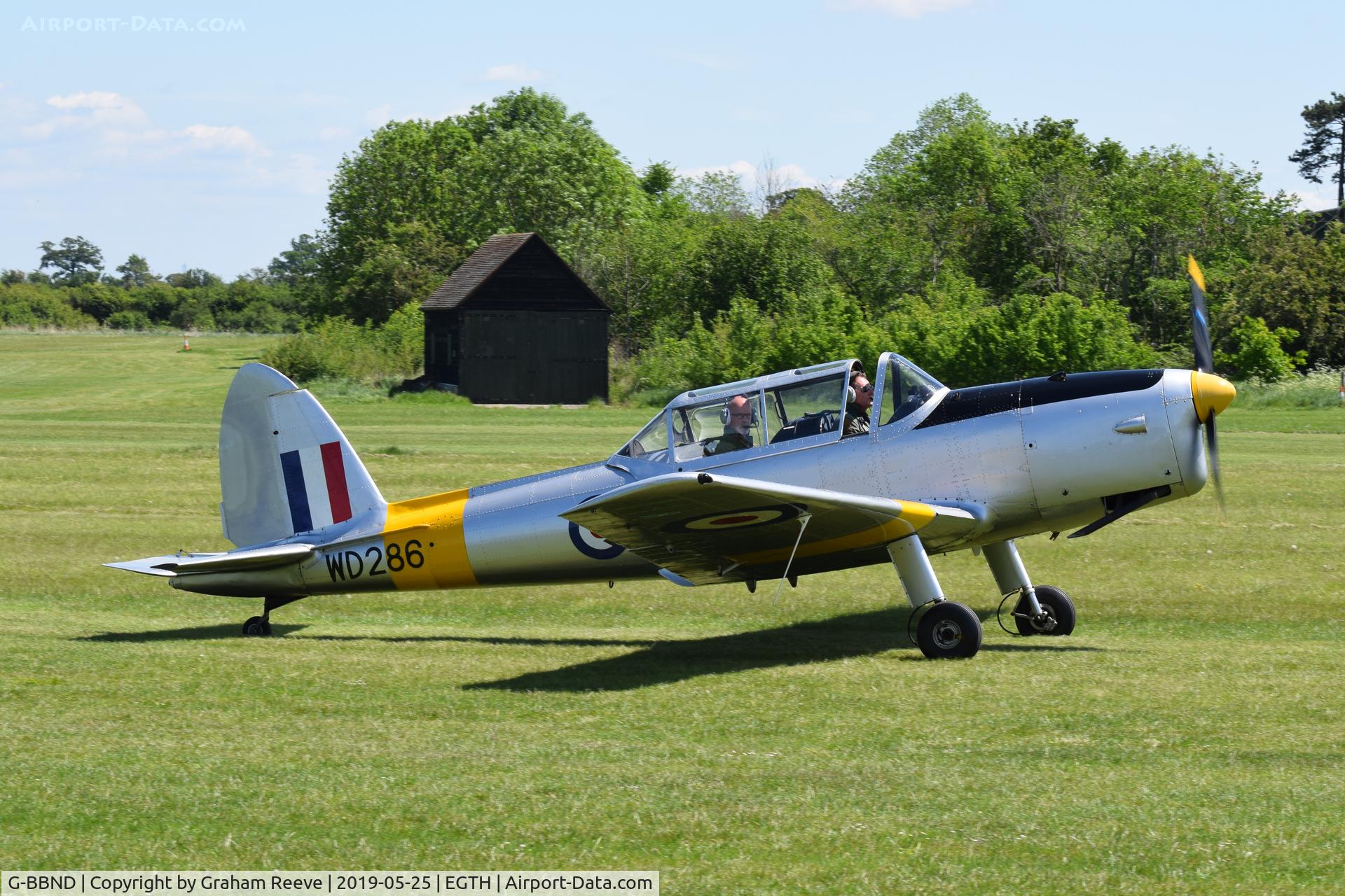 G-BBND, 1950 De Havilland DHC-1 Chipmunk T.10 C/N C1/0225, Departing from Old Warden.
