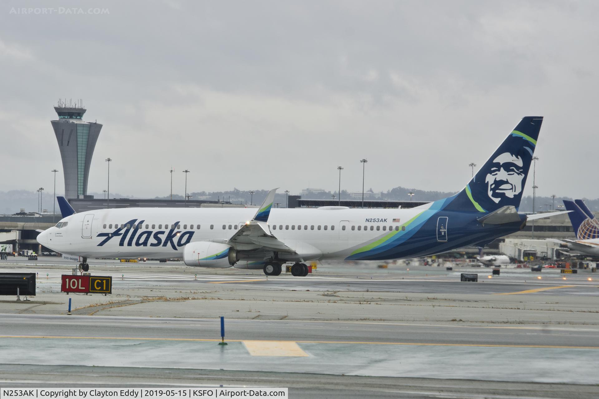 N253AK, 2016 Boeing 737-990/ER C/N 36348, SFO 2019.