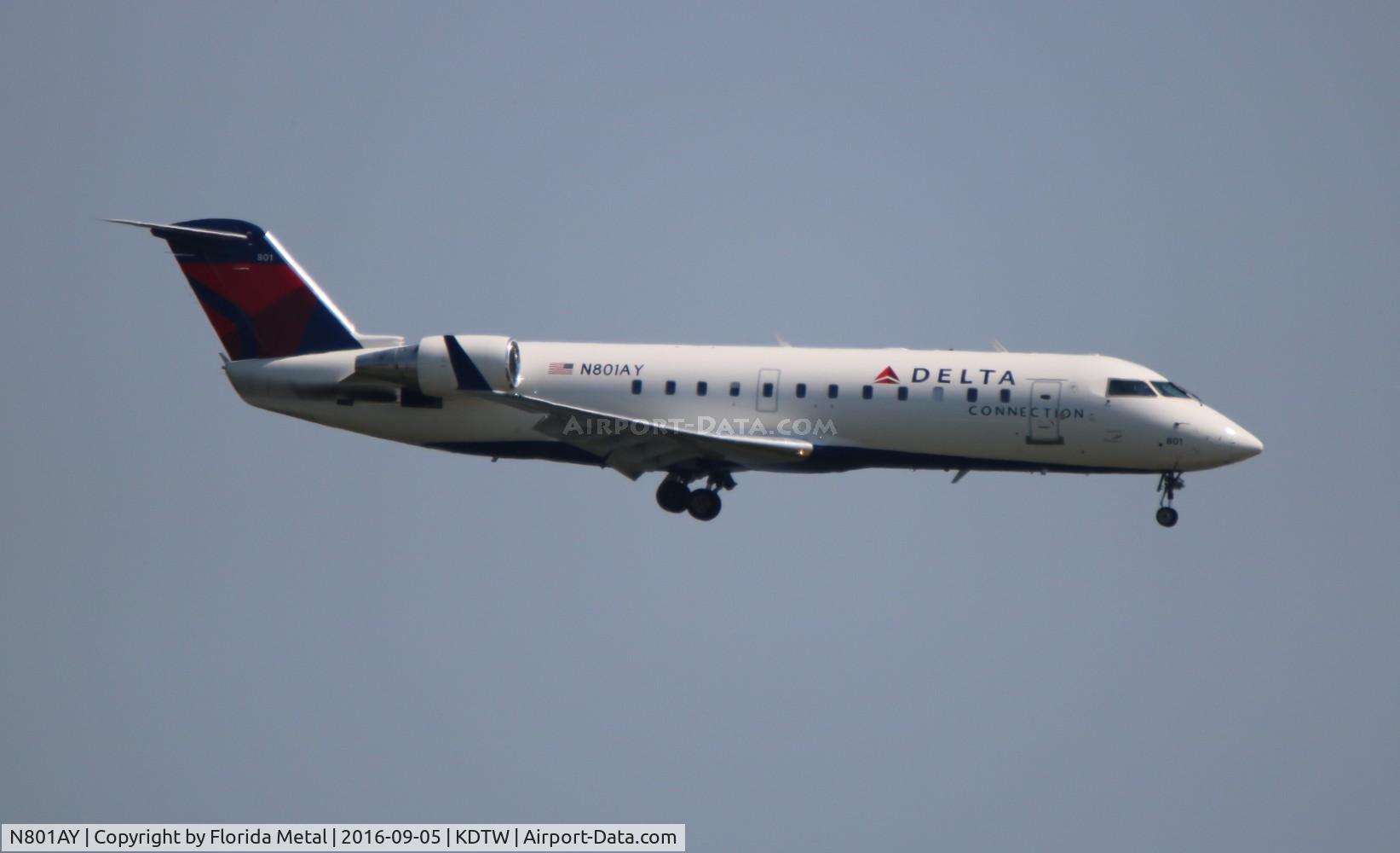 N801AY, 2004 Bombardier CRJ-200ER (CL-600-2B19) C/N 8001, Delta Connection