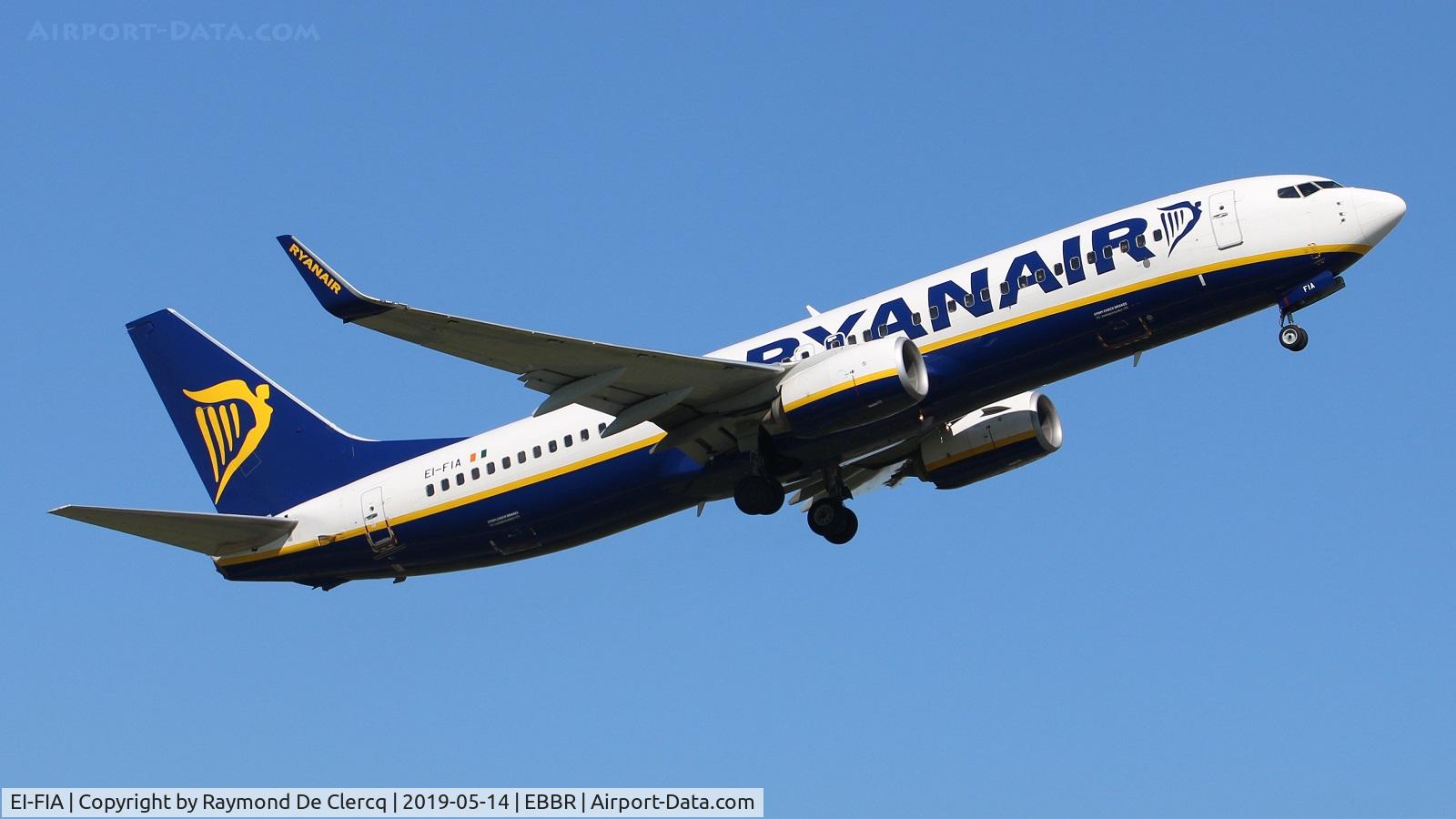EI-FIA, 2015 Boeing 737-8AS C/N 44691, Departing Brussels.