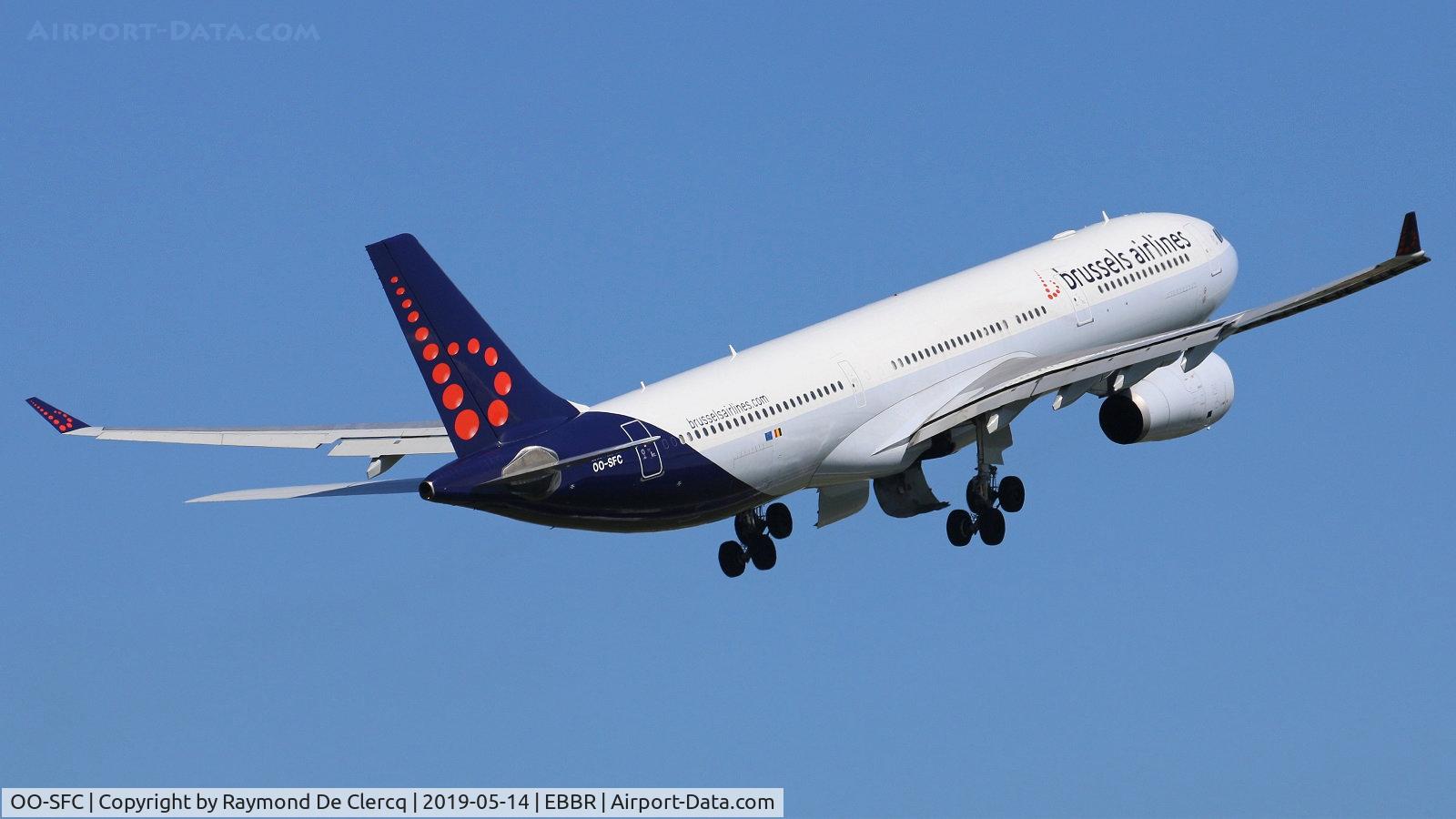OO-SFC, 2007 Airbus A330-343X C/N 895, Departing Brussels.