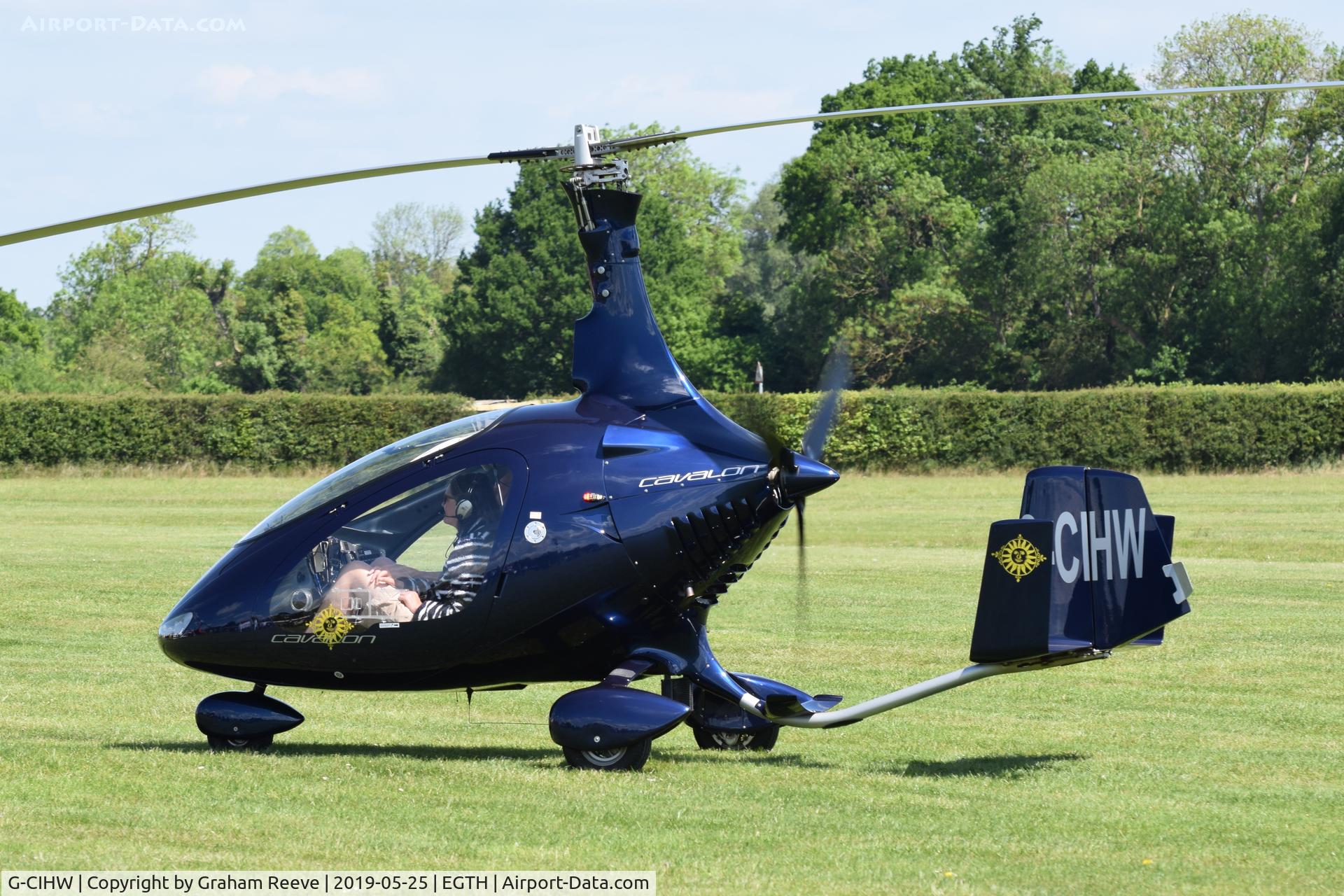 G-CIHW, 2014 Rotorsport UK Cavalon C/N RSUK/CVLN/010, Just landed at Old Warden.