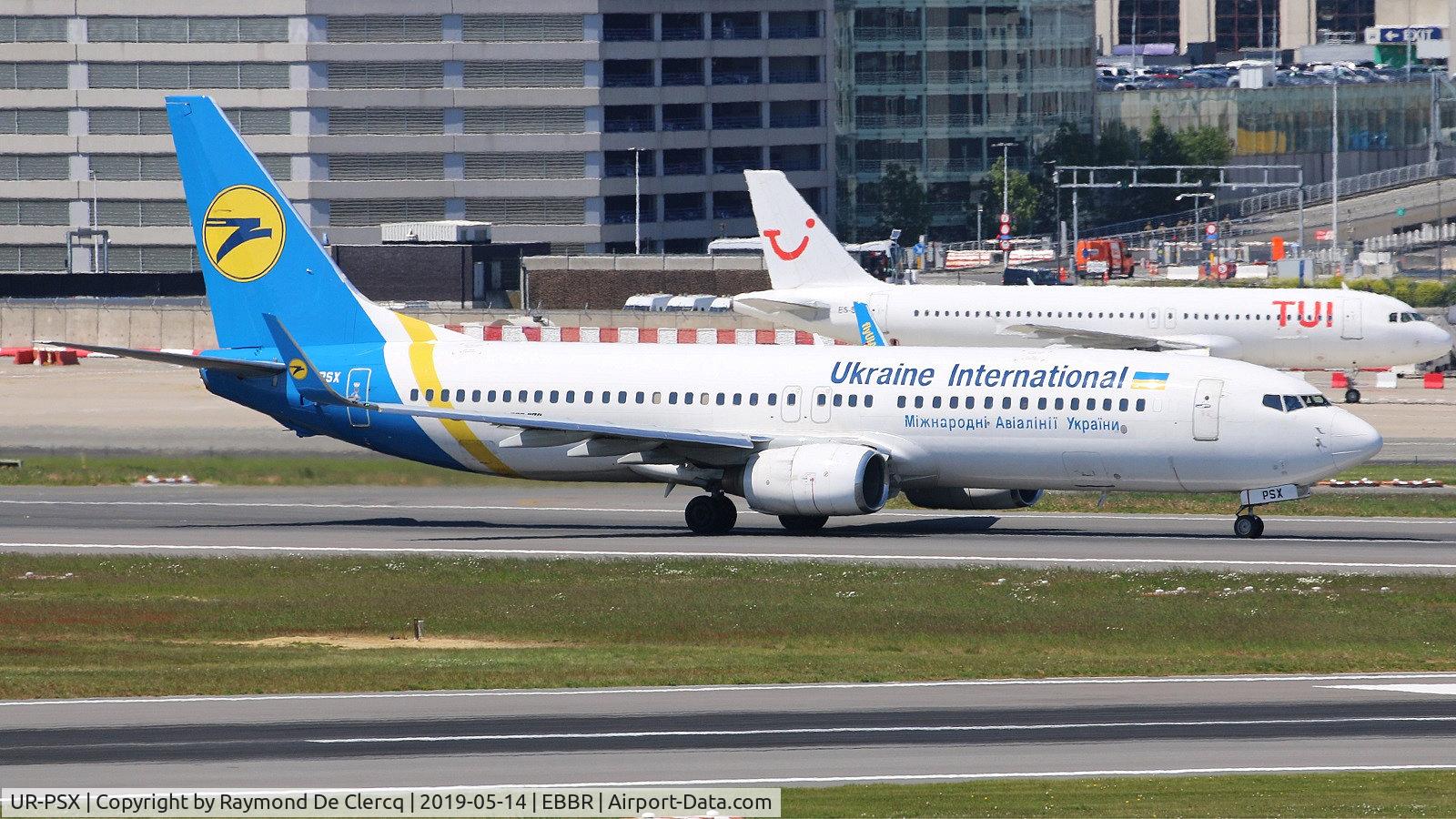 UR-PSX, 2006 Boeing 737-8EH C/N 34280, Take off on rwy 07R.