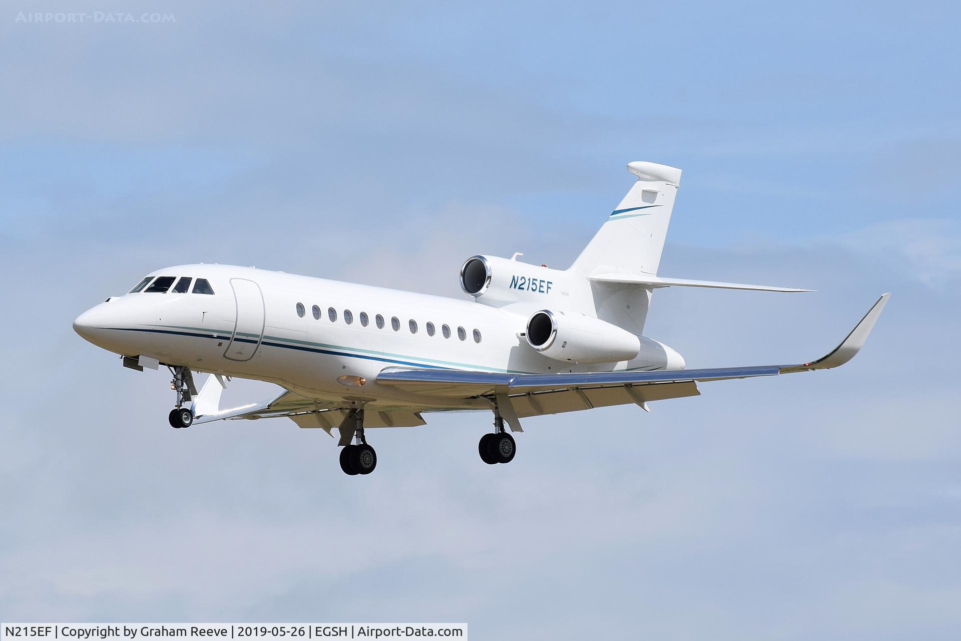 N215EF, 2014 Dassault Falcon 900LX C/N 280, Landing at Norwich.