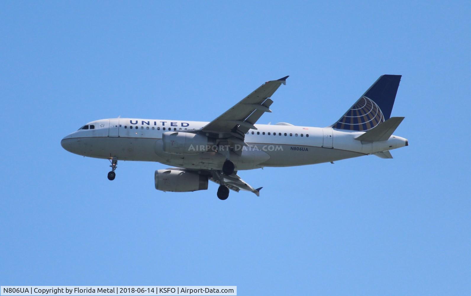 N806UA, 1998 Airbus A319-131 C/N 788, United