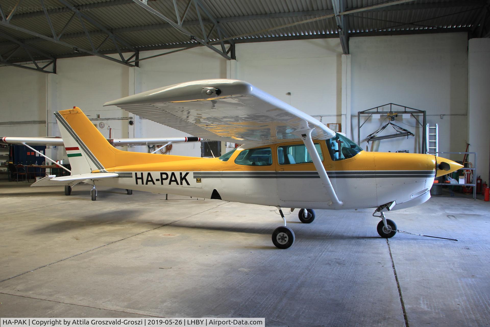 HA-PAK, 1980 Cessna 172RG Cutlass RG C/N 172RG-0375, LHBY - Böny Airport, Hungary