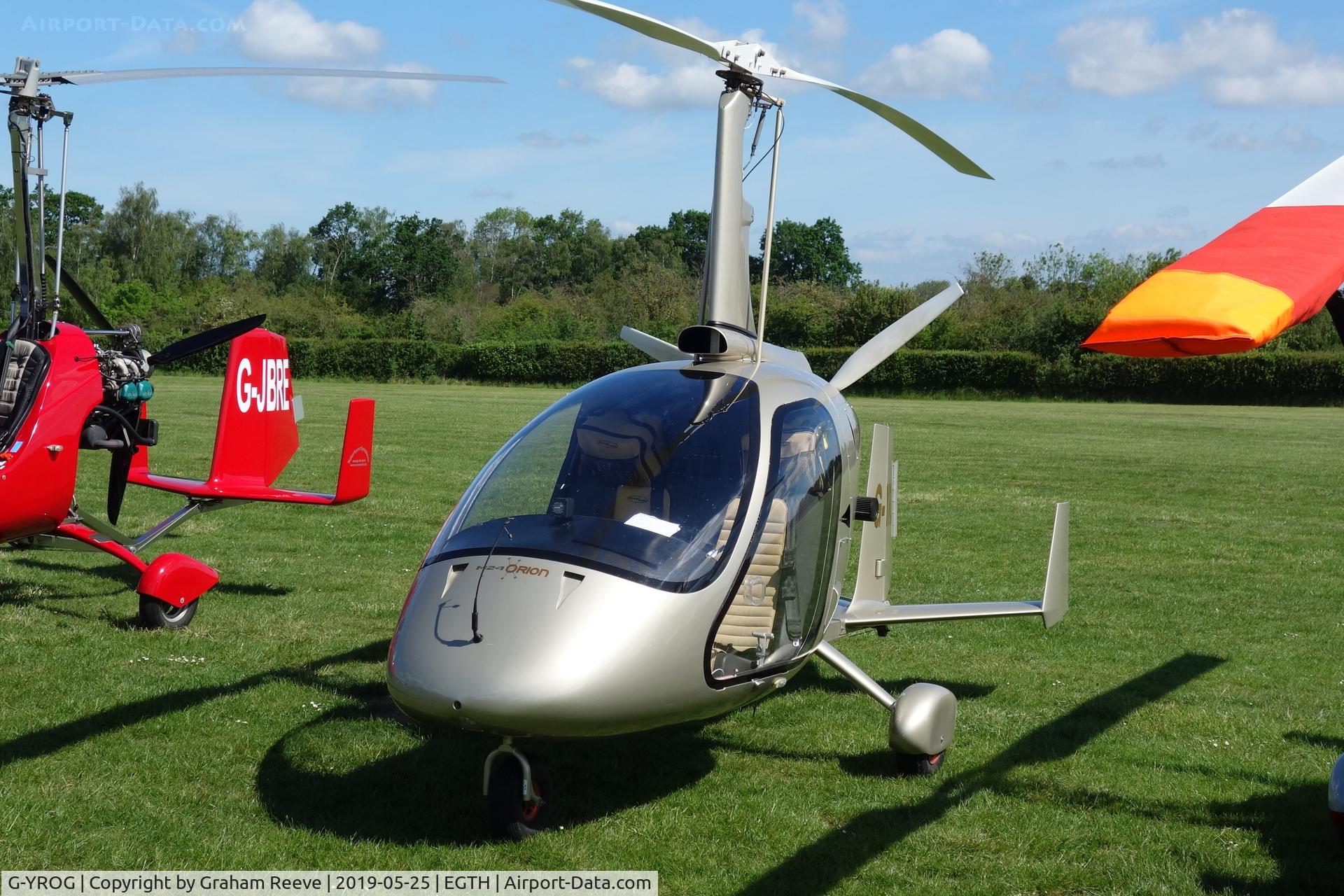 G-YROG, 2015 Magni Gyro M-24C Orion C/N 24-15-9384, Parked at Old Warden.