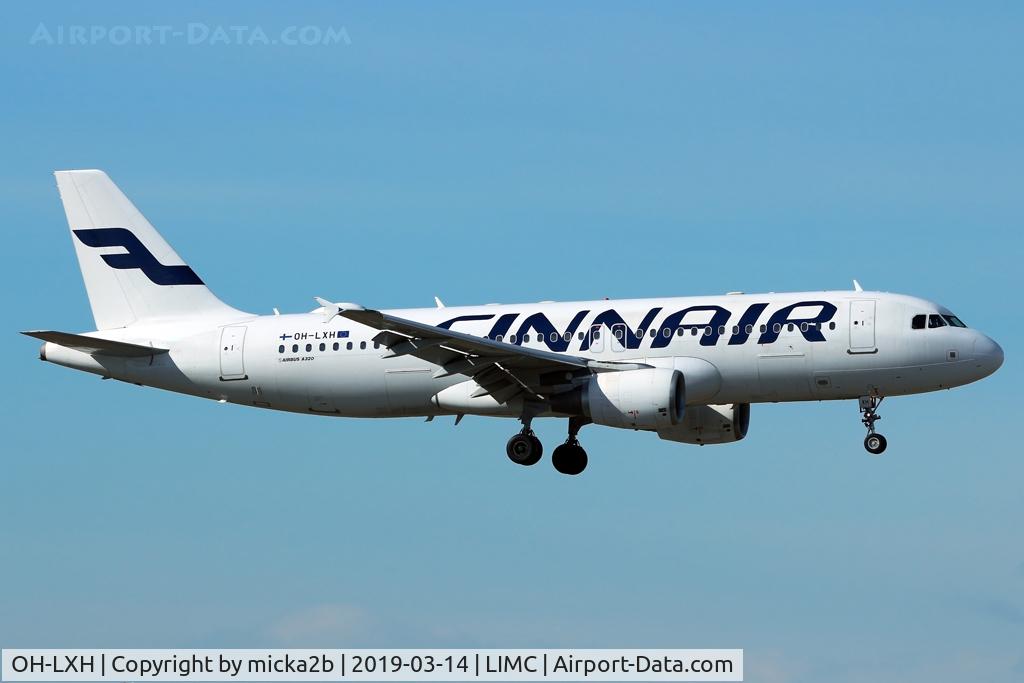 OH-LXH, 2002 Airbus A320-214 C/N 1913, Landing