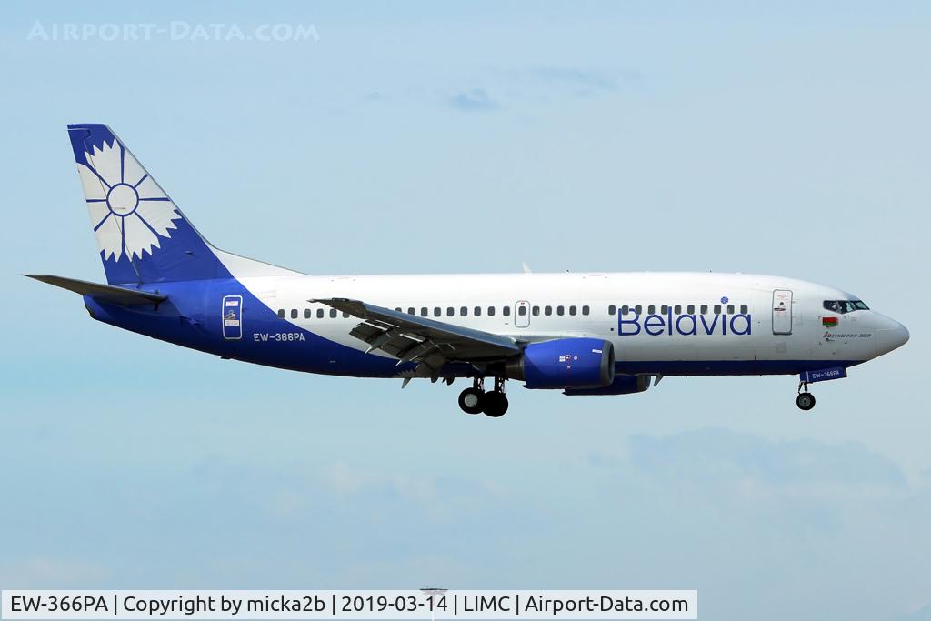EW-366PA, 1997 Boeing 737-31S C/N 29058, Landing