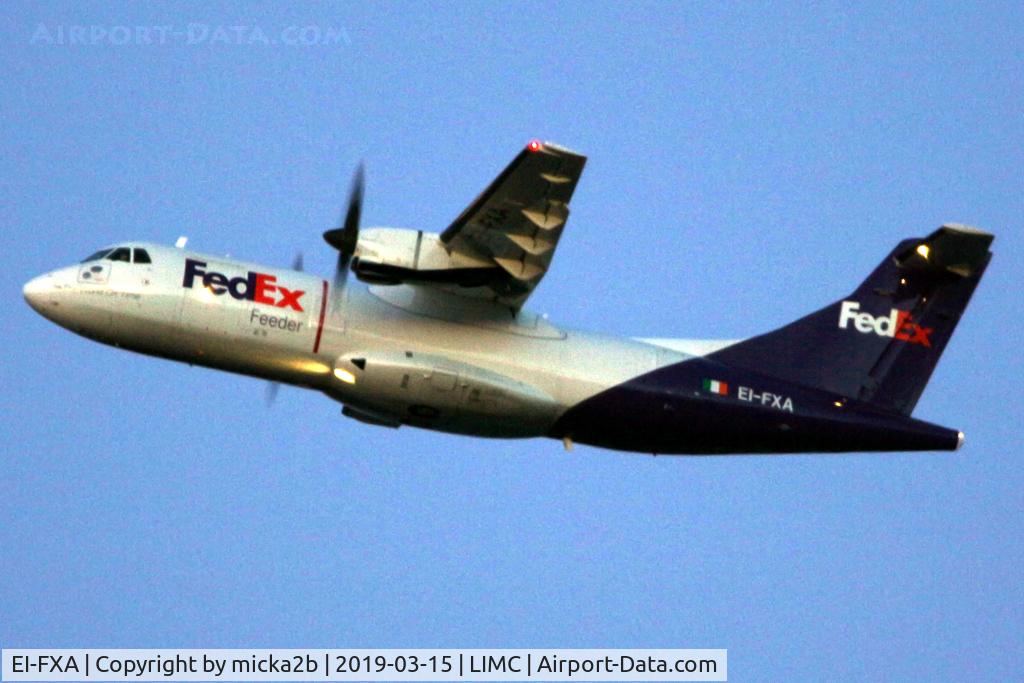 EI-FXA, 1992 ATR 42-300 C/N 282, Take off