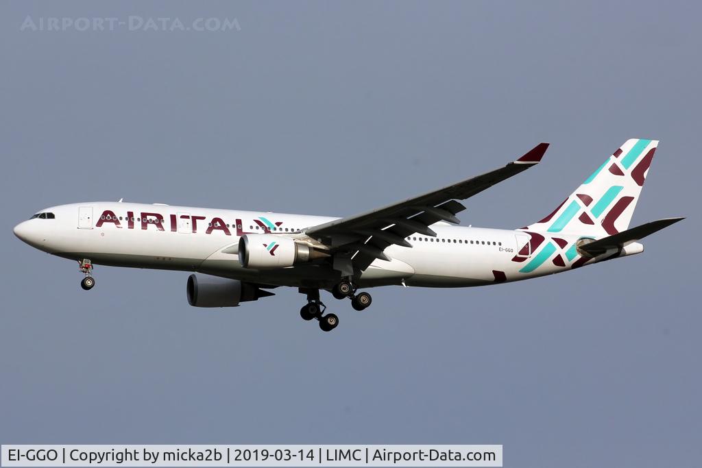 EI-GGO, 2003 Airbus A330-202 C/N 511, Landing