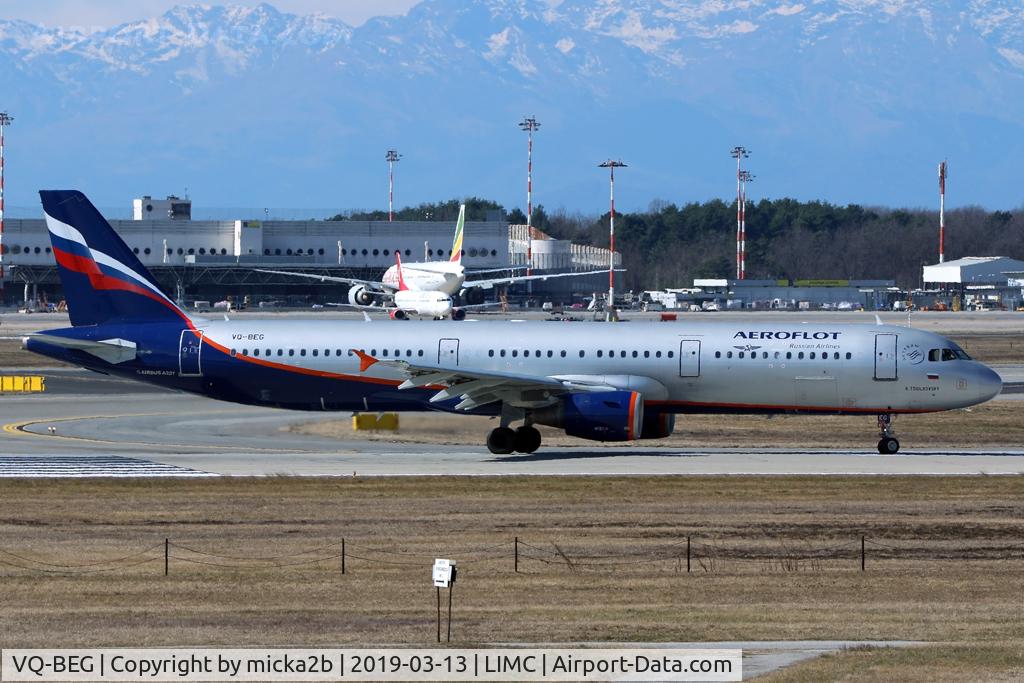 VQ-BEG, 2009 Airbus A321-211 C/N 4116, Taxiing