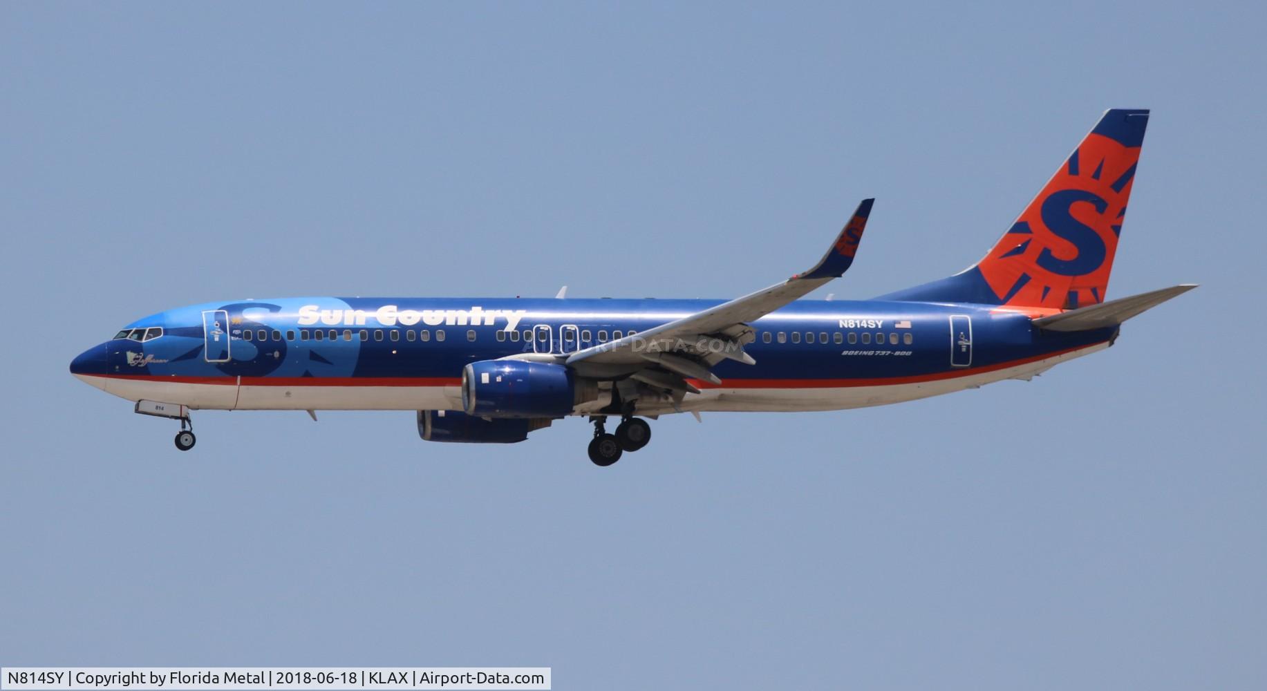 N814SY, 2001 Boeing 737-8BK C/N 30620, Sun Country