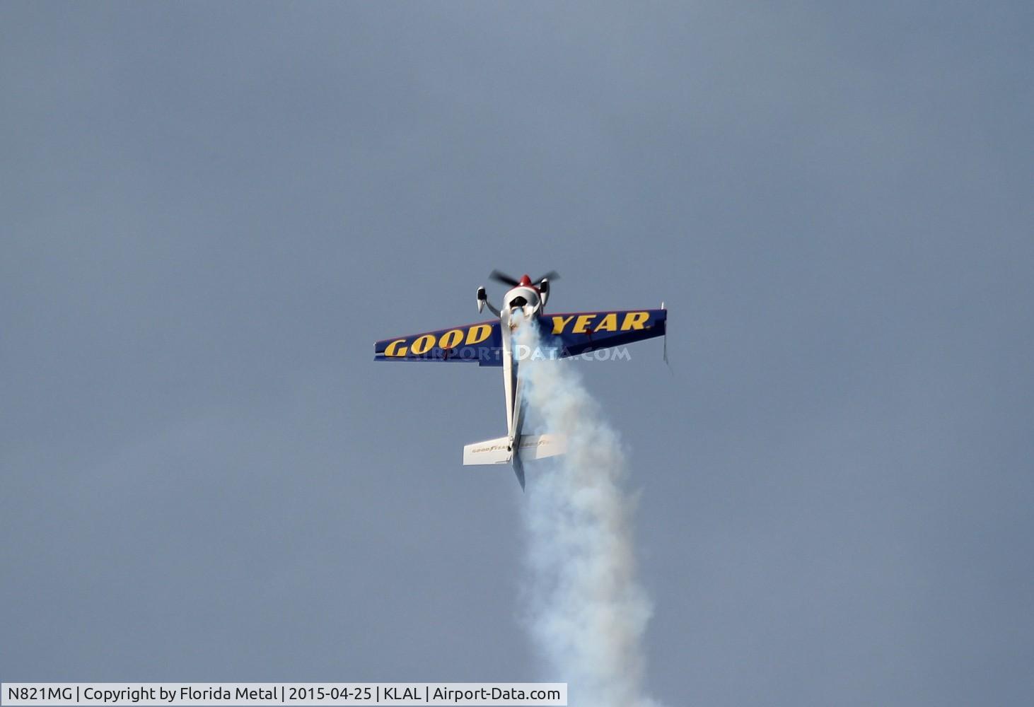 N821MG, 2009 Extra EA-300SC C/N SC010, Extra 300SC