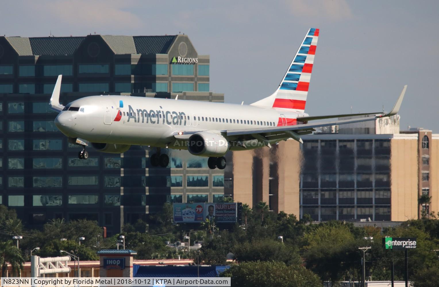 N823NN, 2010 Boeing 737-823 C/N 29560, American 737-823