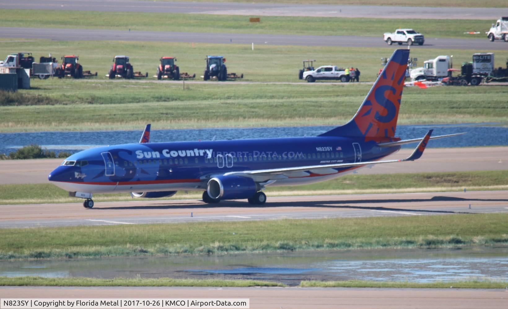 N823SY, 2004 Boeing 737-85P C/N 33971, Sun Country