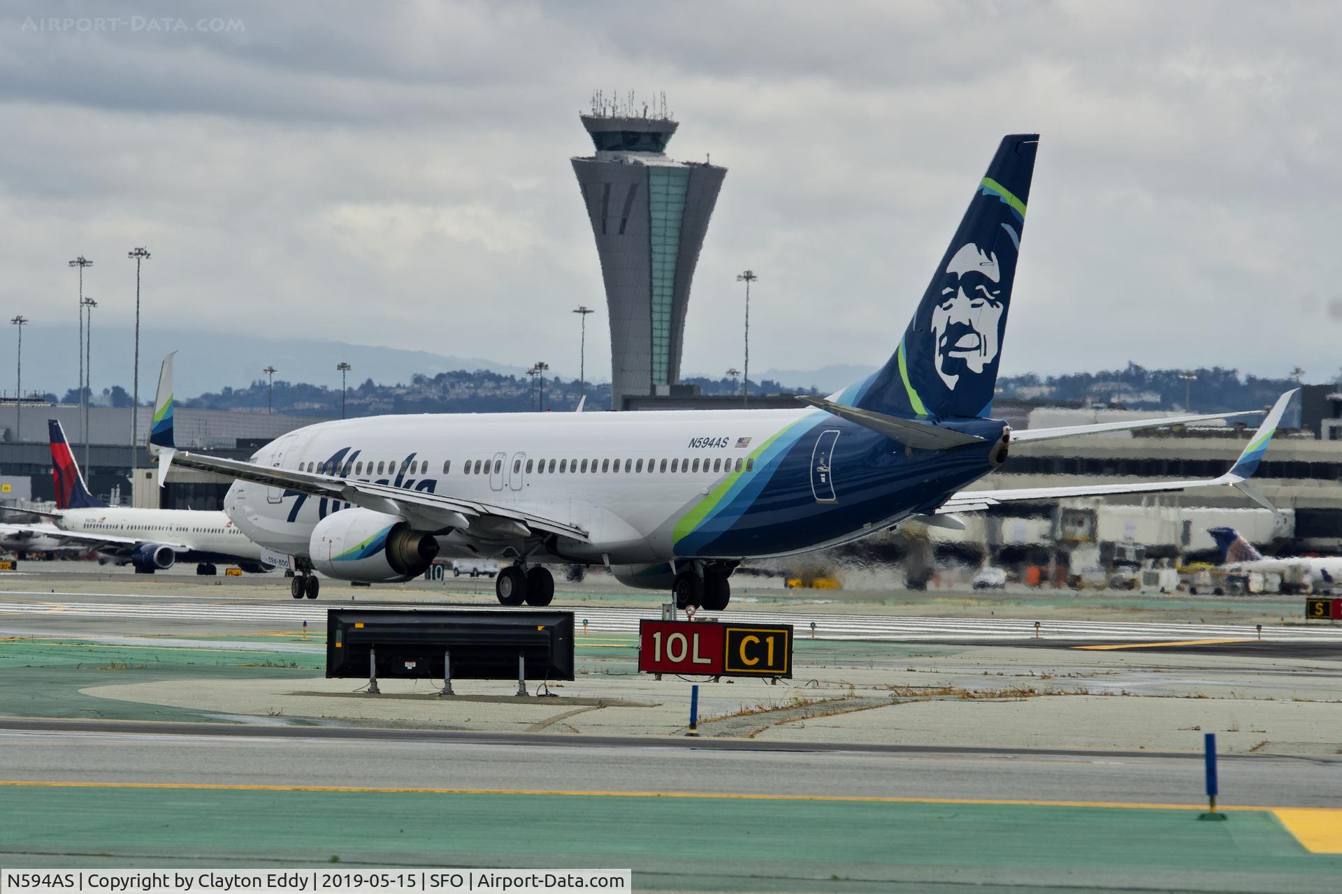 N594AS, 2008 Boeing 737-890 C/N 35191, SFO 2019.