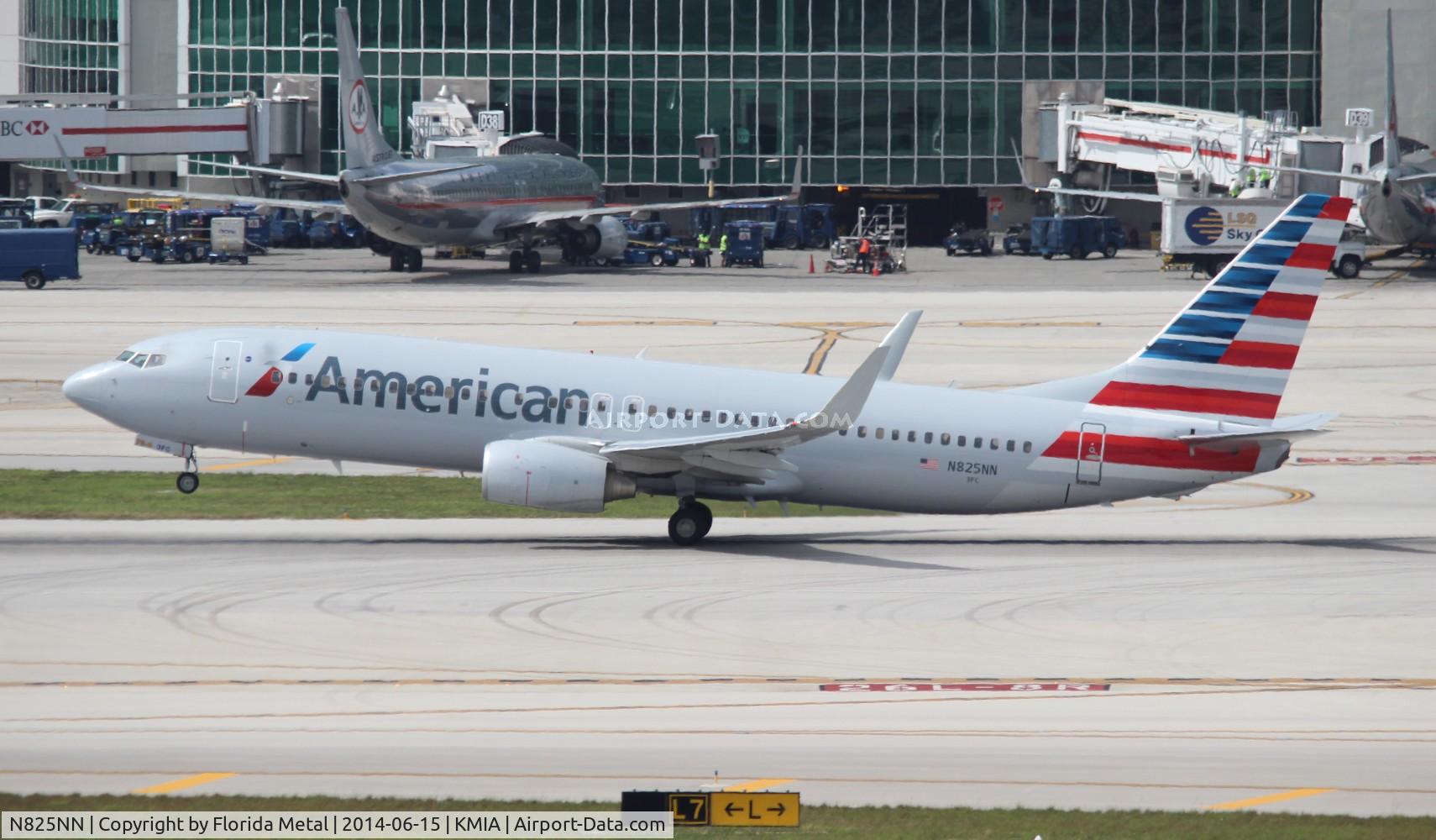 N825NN, 2010 Boeing 737-823 C/N 31087, American 737-823