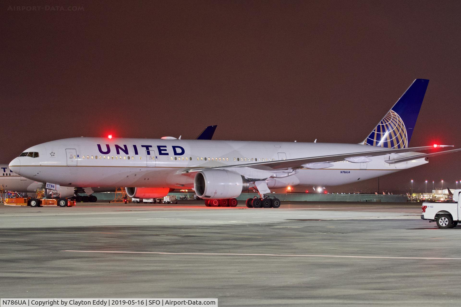 N786UA, 1997 Boeing 777-222/ER C/N 26938, SFO 2019.