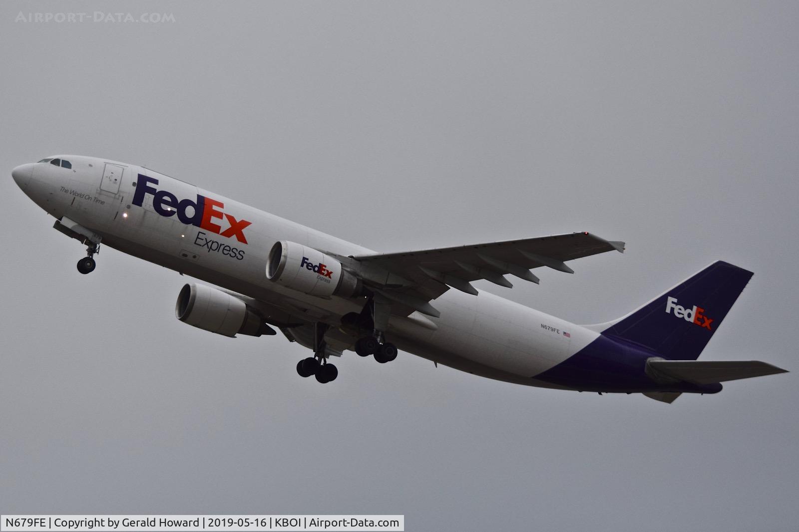N679FE, 1998 Airbus A300F4-605R C/N 793, Departing BOI.