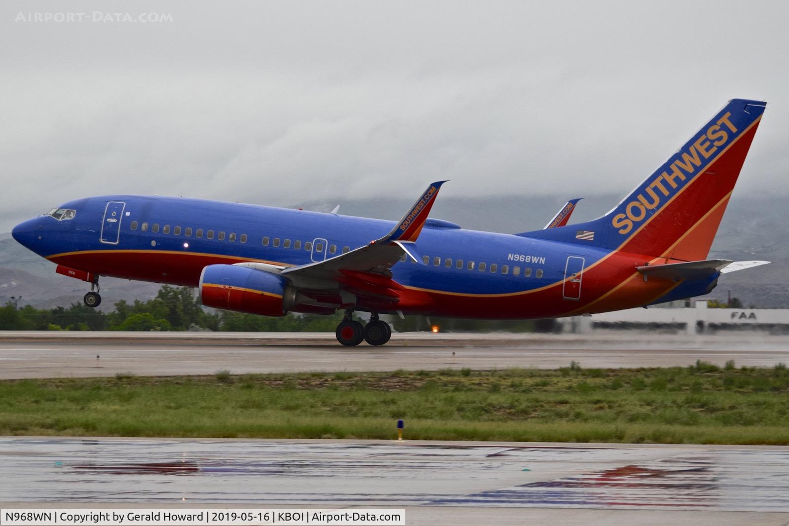 N968WN, 2011 Boeing 737-7H4 C/N 36679, Take off run on RWY 28L.