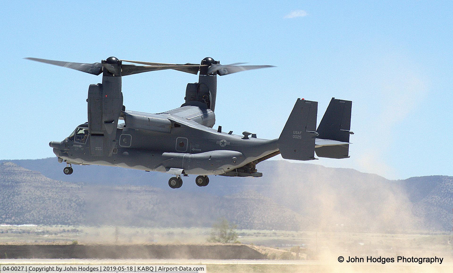 04-0027, 2004 Bell-Boeing CV-22B Osprey C/N D1008, Dusty landing
