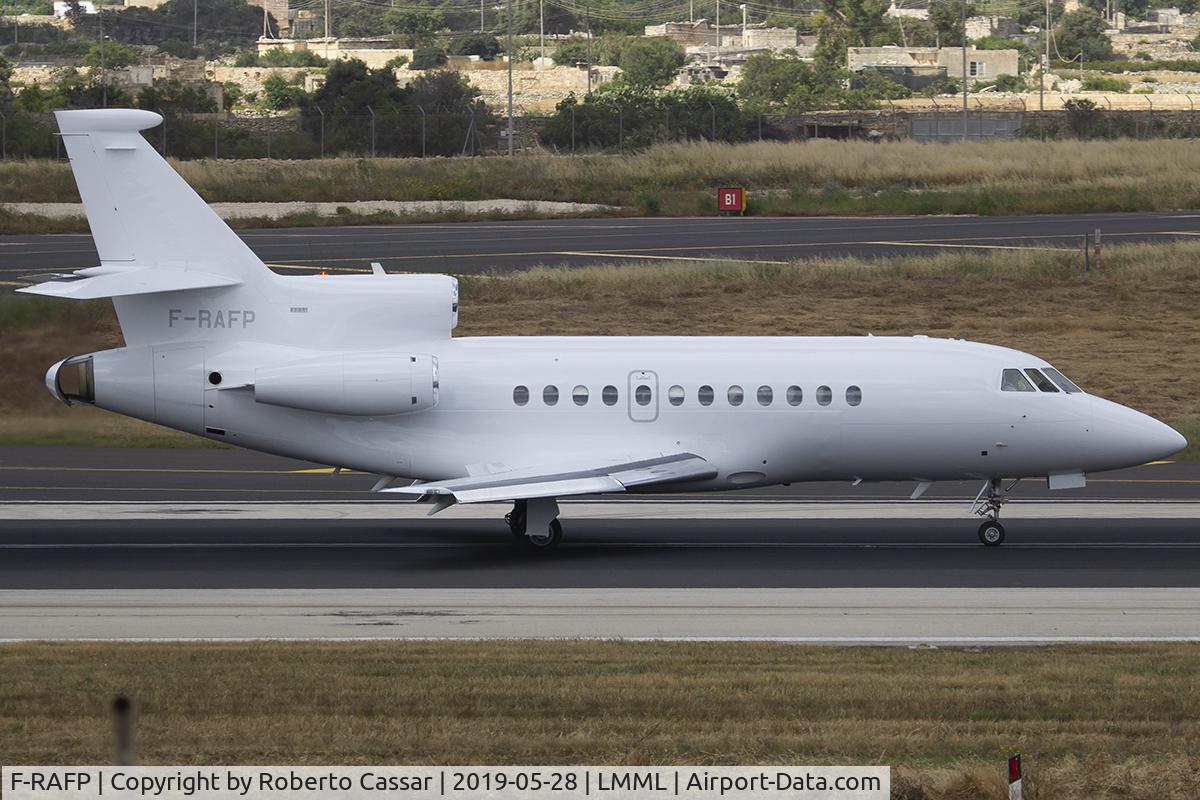 F-RAFP, 1985 Dassault-Breguet Falcon (Mystere) 900 C/N 2, Runway 31