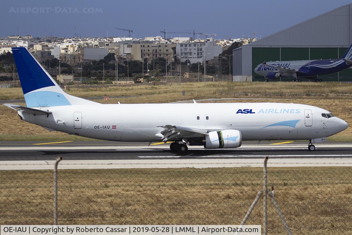 OE-IAU, 1998 Boeing 737-4M0(SF) C/N 29201, Runway 31