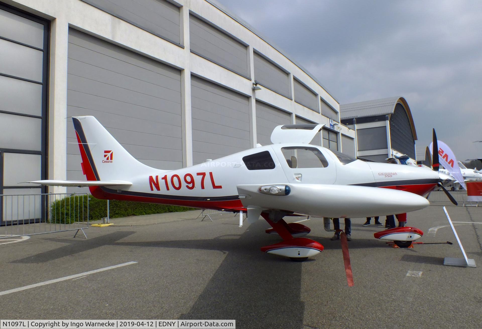 N1097L, 2008 Cessna LC42-550FG C/N 421006, Cessna 400 Corvalis LC42-550FG at the AERO 2019, Friedrichshafen