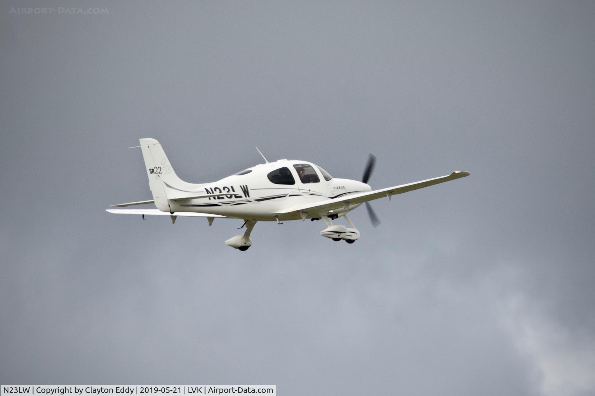 N23LW, 2005 Cirrus SR22 C/N 1450, Livermore Airport California 2019.