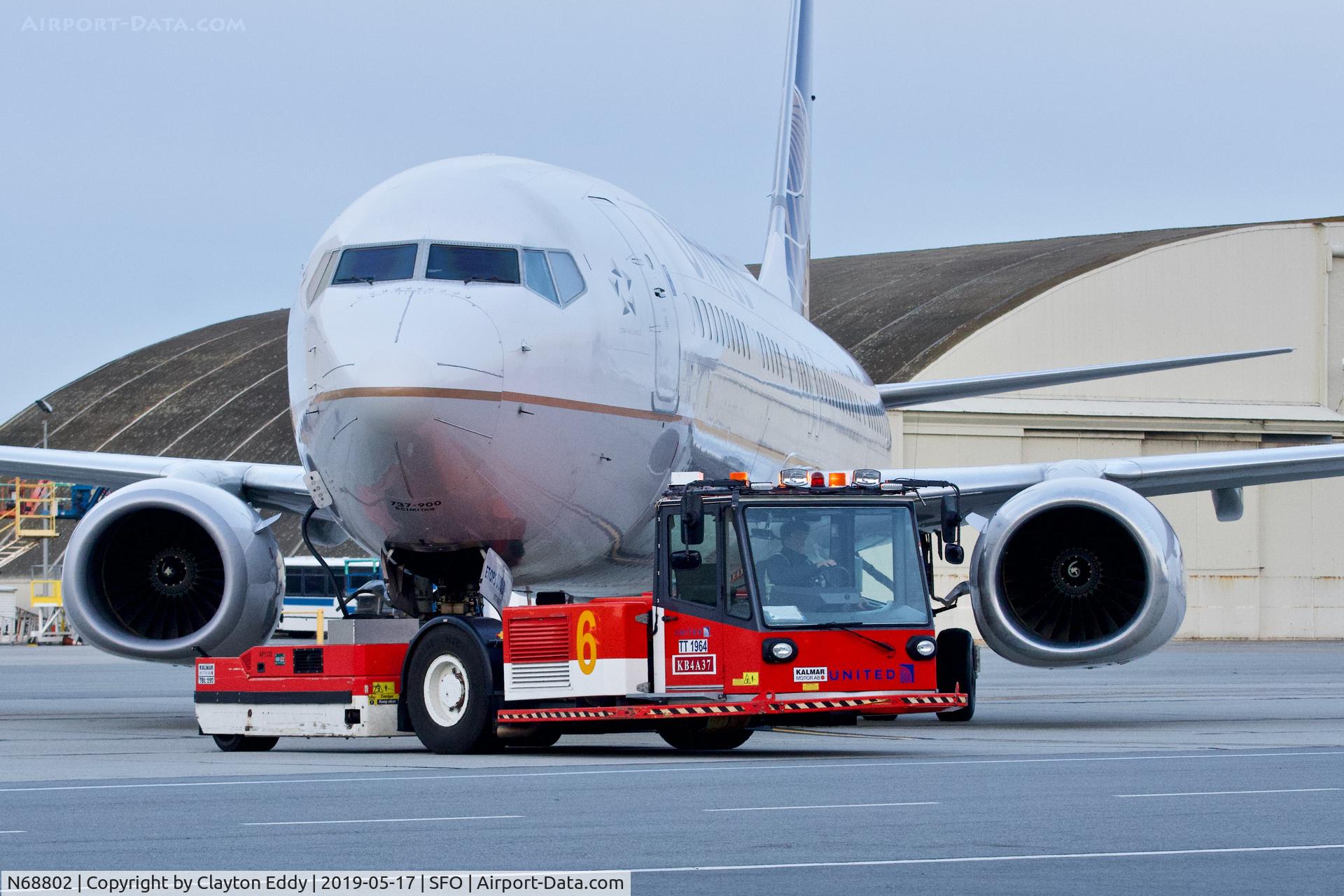 N68802, 2013 Boeing 737-924/ER C/N 42739, SFO 2019.