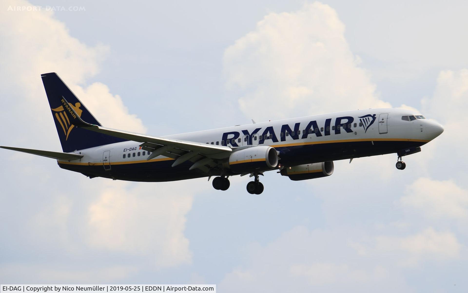 EI-DAG, 2002 Boeing 737-8AS C/N 29940, RyanAir Boeing 737 approaches in EDDN